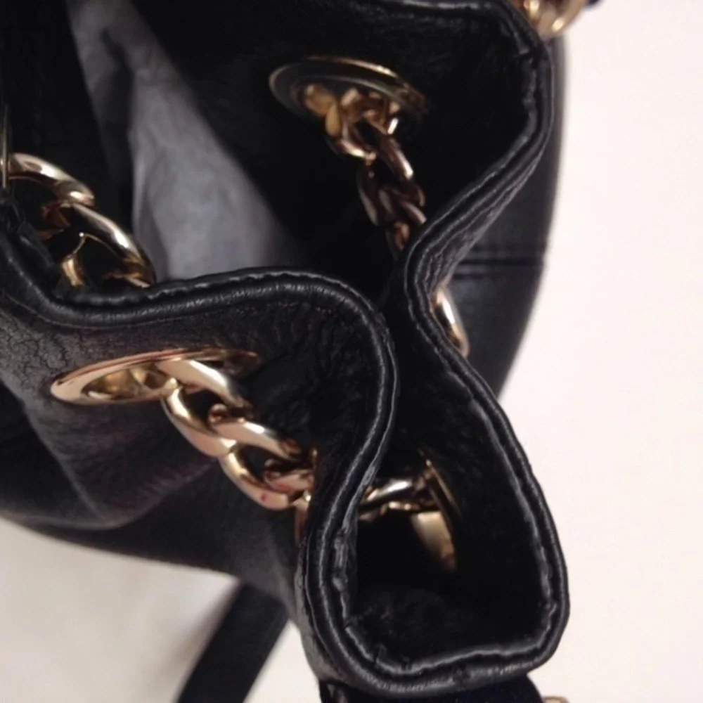 Michael Kors pebbled leather chain shoulder bag